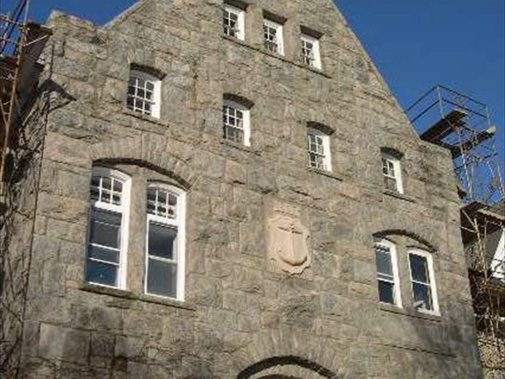 The exterior of Lippitt Hall before restoration.