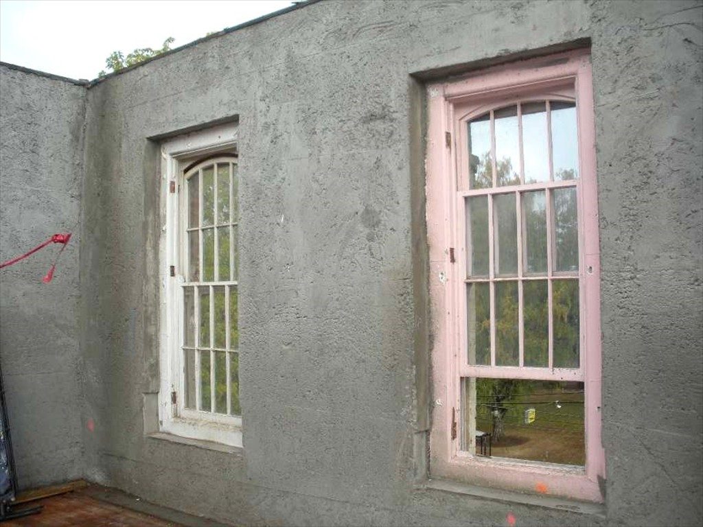 Windows on the Oregon State Hospital prior to restoration.